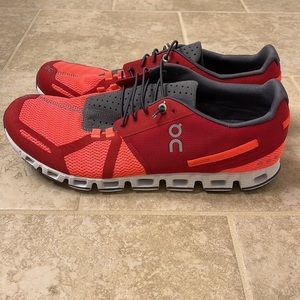 NWOT On Running Men’s shoes size 12